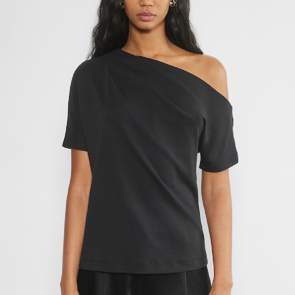 Aritzia Babaton Script Top, Black, Size Medium
